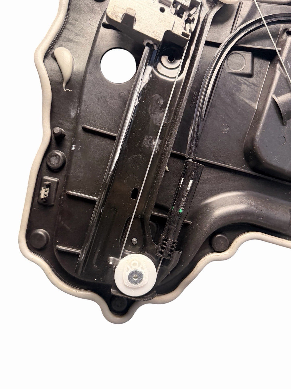 2017-2023 Tesla Model 3 Rear Left Door Window Regulator & Motor 1096622-05-L