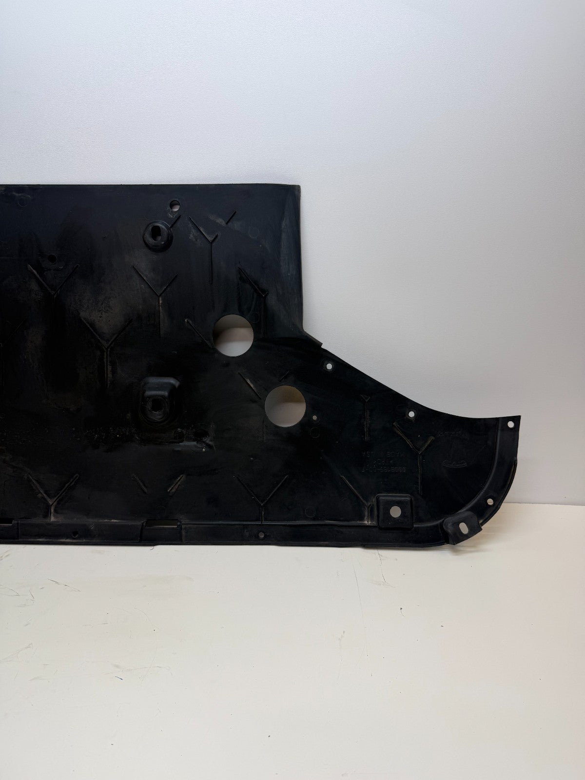 2012-2016 TESLA MODEL S Front Lower Splash Shield Under Cover 6008189-00-F
