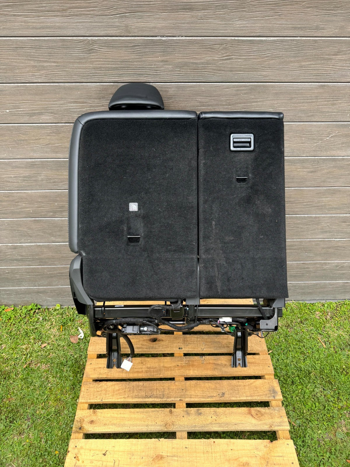 2020-2024 TESLA MODEL Y REAR LEFT UPPER SEAT CUSHION W/ FRAME OEM, 1494833-00-E