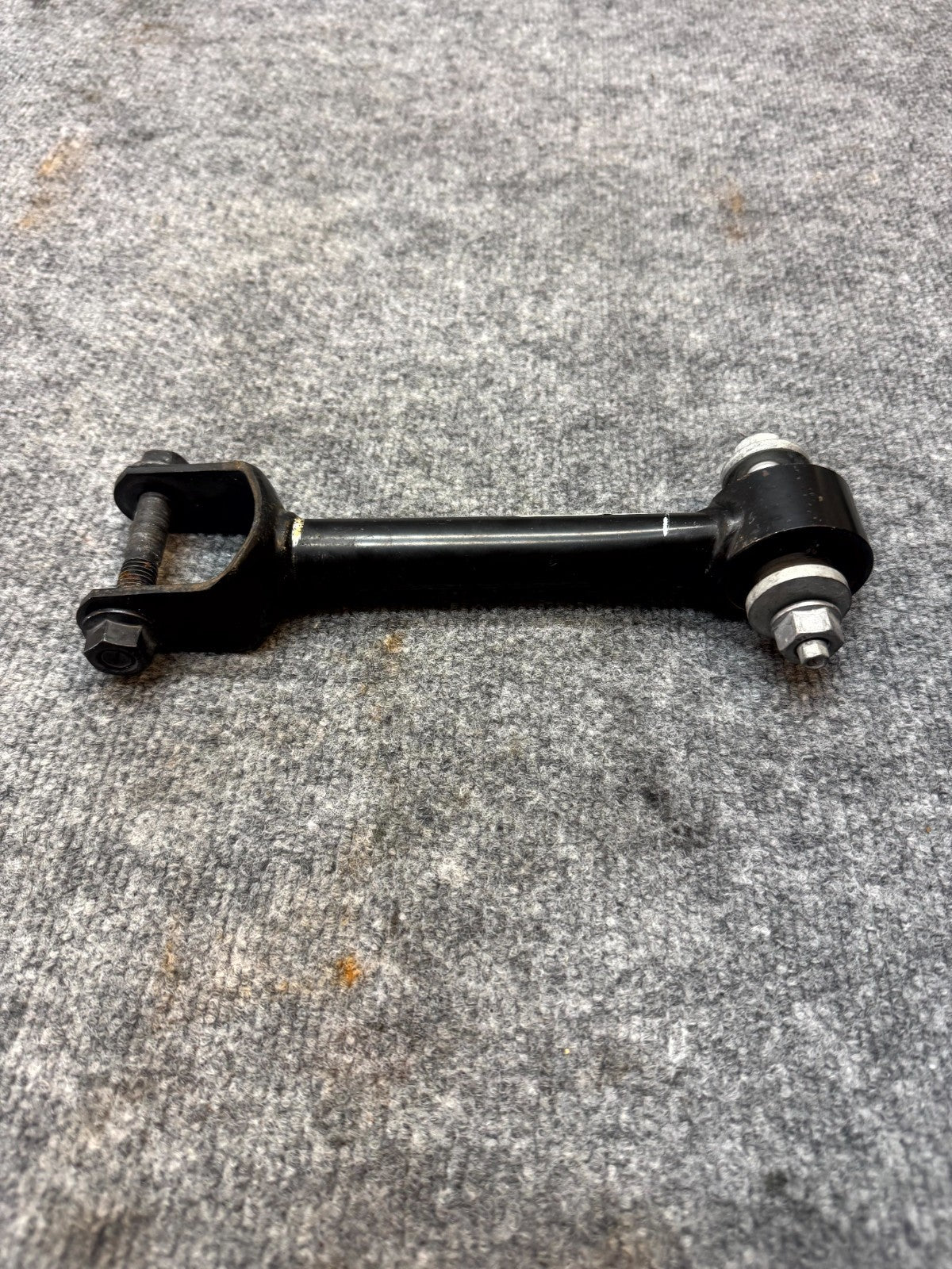 2020 - 2024 TESLA MODEL Y REAR RIGHT / LEFT LOWER CONTROL ARM OEM, 1188431-00-A