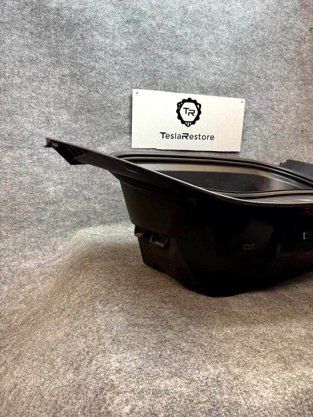 2020-2024 TESLA MODEL Y FRONT FRUNK TRUNK COMPARTMENT STORAGE BOX OEM 149260600C