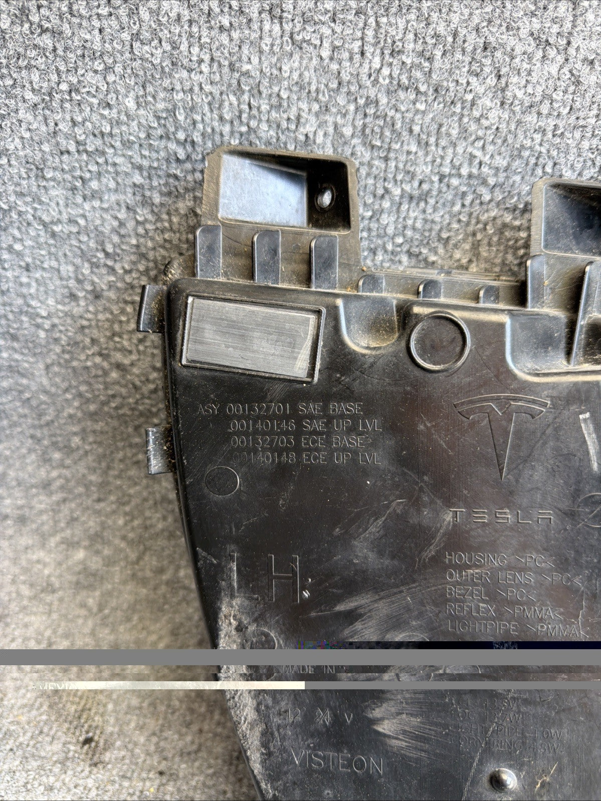 2012 - 2020 Tesla Model S LED Fog Light Driver Left LH 6005913-00-F OEM