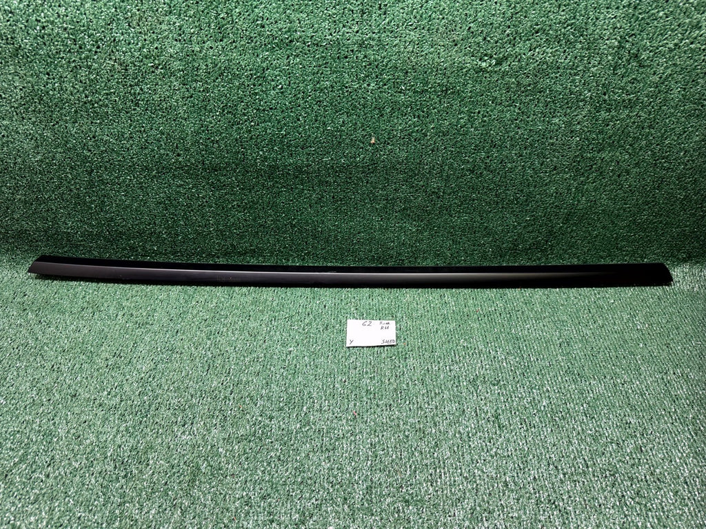 ♦️2020-2023 TESLA MODEL Y REAR RIGHT DOOR WINDOW BELT MOLDING OEM, 1495723-00-B