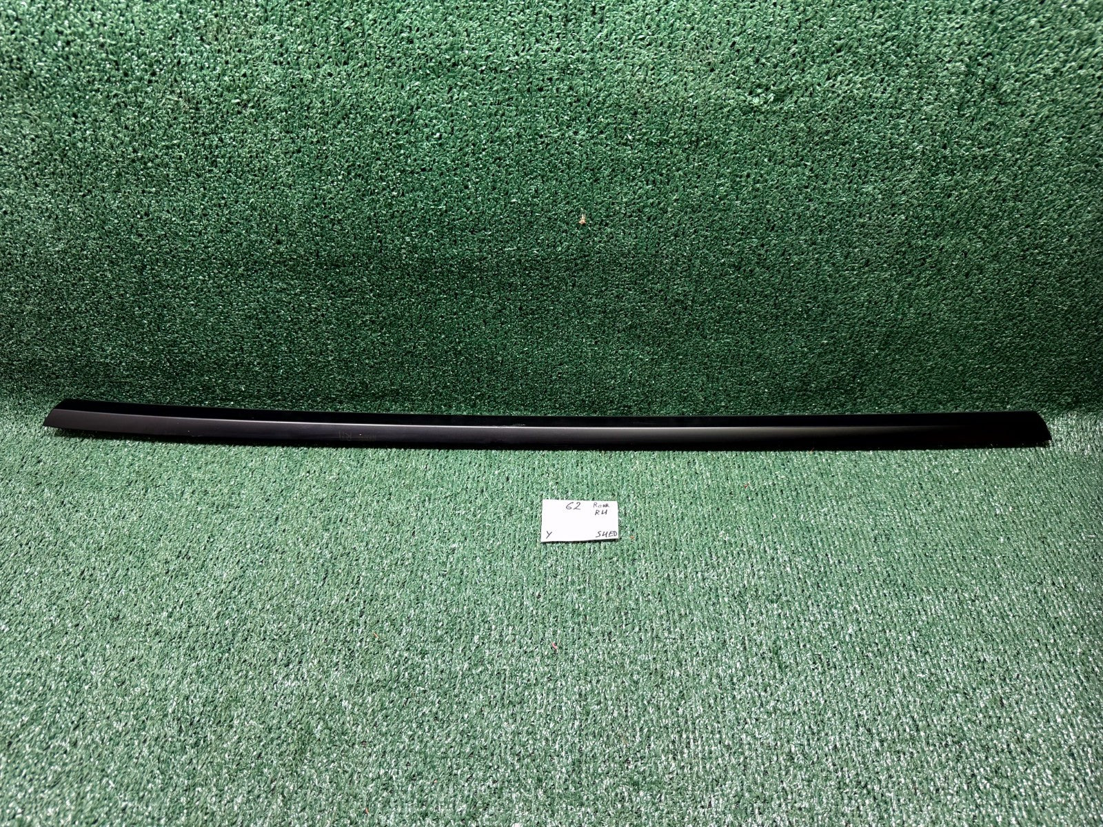 ♦️2020-2023 TESLA MODEL Y REAR RIGHT DOOR WINDOW BELT MOLDING OEM, 1495723-00-B