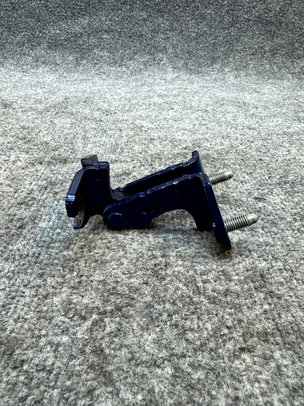 2017 - 2023 TESLA MODEL 3 REAR RIGHT SIDE UPPER DOOR HINGE OEM, 1091332-00-G