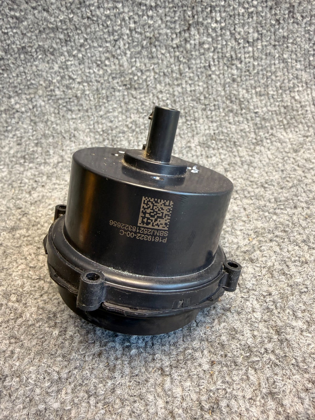 2017-2024 Tesla Model 3/Y Radiator Reservoir Water Pump 1619322-00-C
