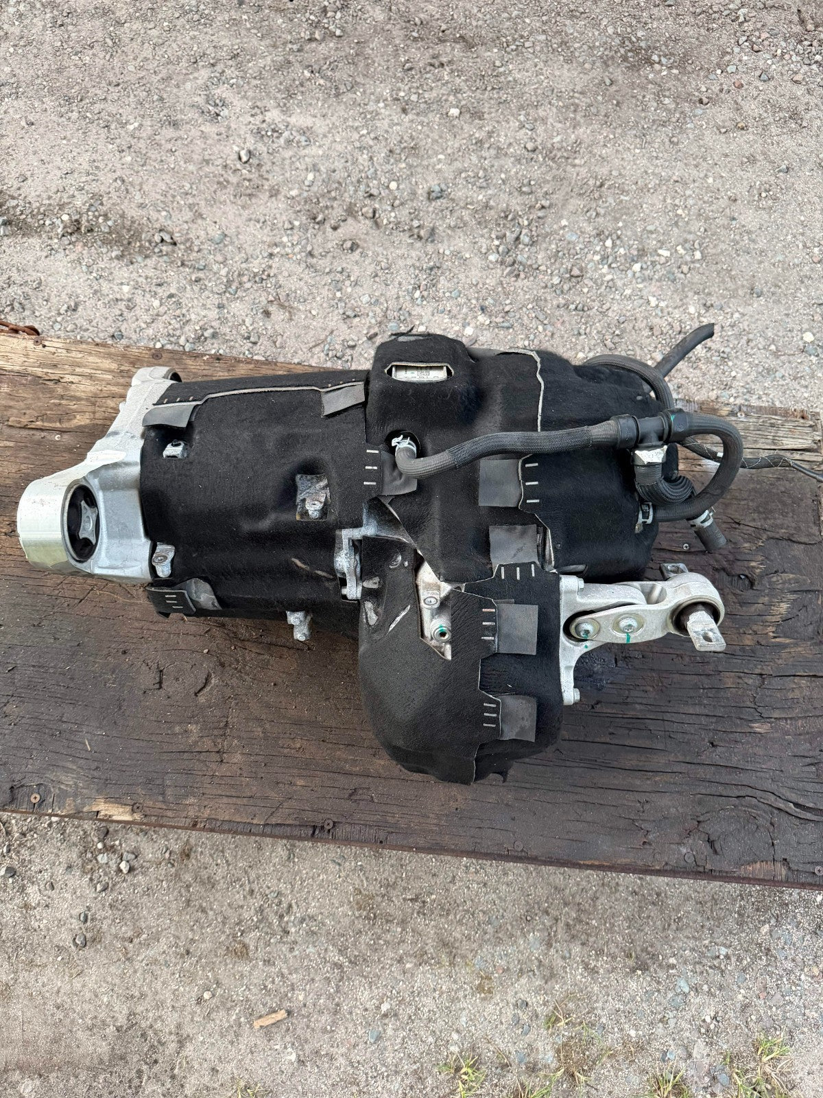 2016-2020 Tesla Model X Front Drive Unit Electric Motor 1035000-00-F