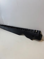2020-24 TESLA MODEL Y RIGHT SIDE SKIRT ROCKER PANEL MOLDING CARRIER BRACKET