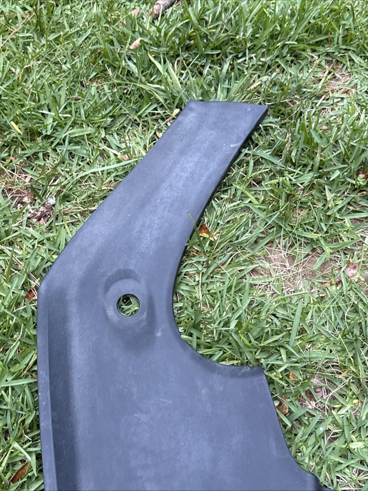 ♦️16-20 TESLA MODEL S FRONT LEFT SIDE UNDER HOOD APRON TRIM OEM, 1060478-00-B