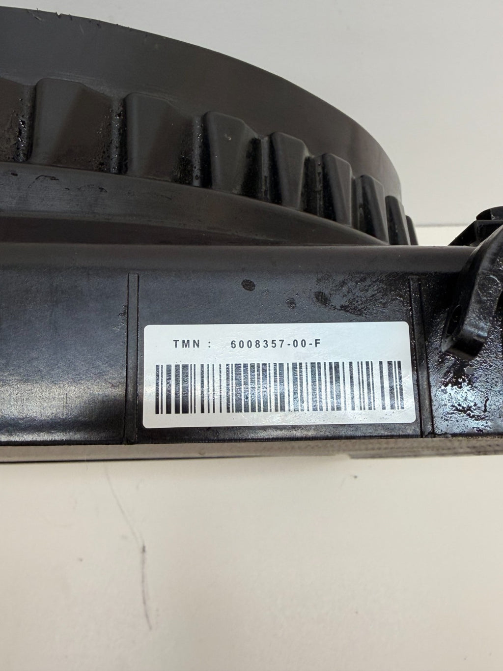 2012-2020 TESLA MODEL S RIGHT COOLING FAN SHROUD W/ CONDENCER 6008357-00-F