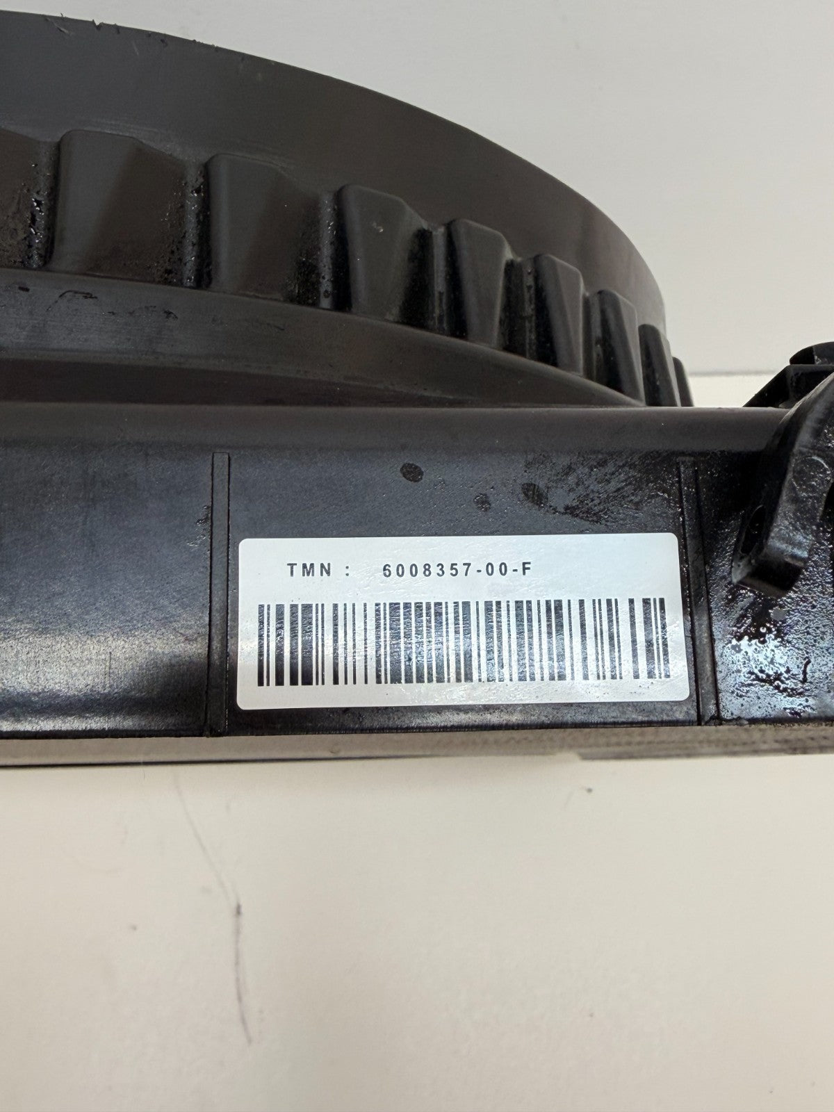 2012-2020 TESLA MODEL S RIGHT COOLING FAN SHROUD W/ CONDENCER 6008357-00-F