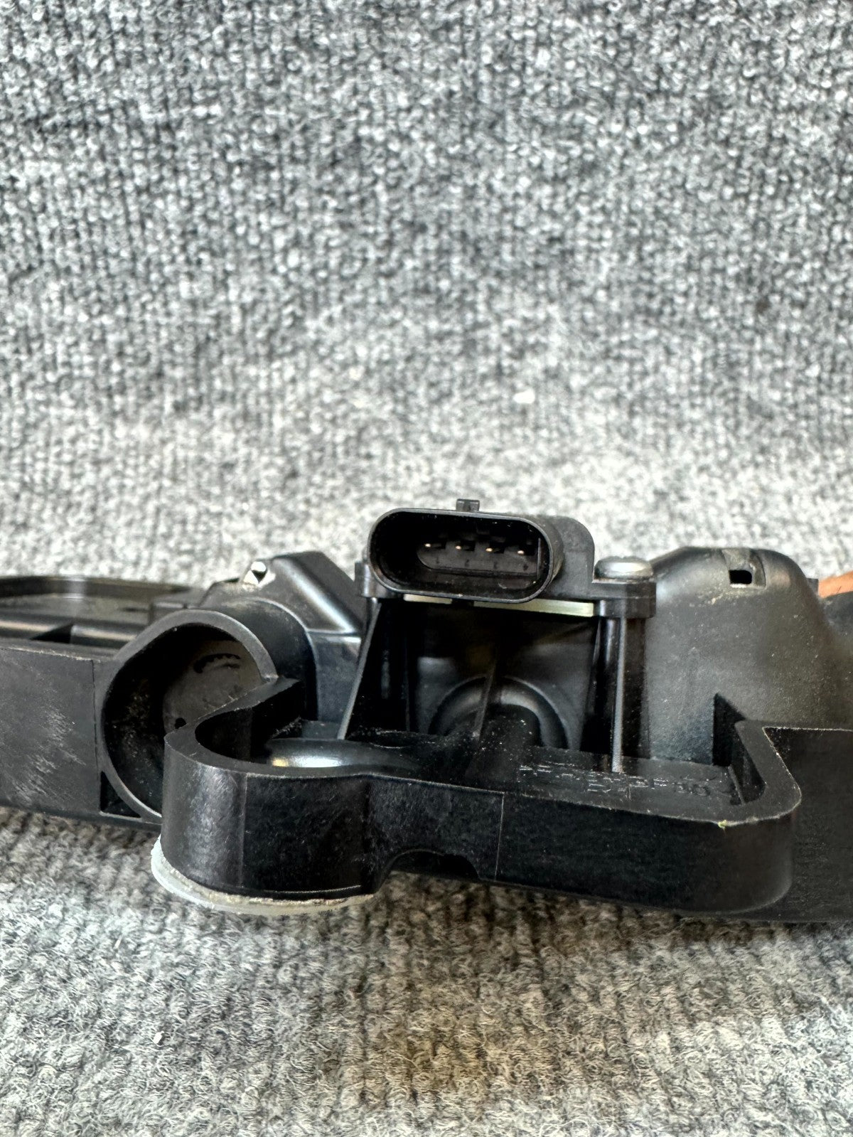 2017-2023 TESLA MODEL 3 FRONT RIGHT SIDE DOOR HANDLE OEM, 1081832-99-F