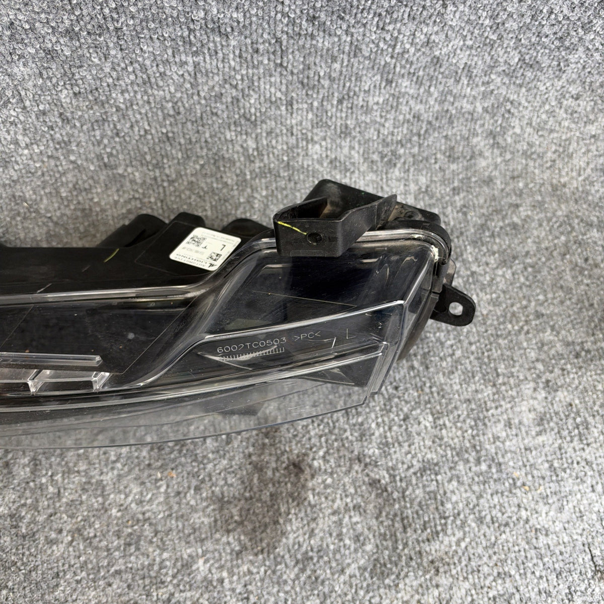 17-23 TESLA MODEL 3 FRONT BUMPER LEFT SIDE FOG LIGHT LAMP OEM 1077389-00-F