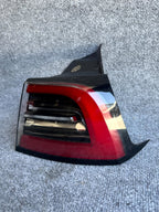 2017-2023 TESLA MODEL 3 REAR RIGHT SIDE TAIL LIGHT LAMP OEM, 1502087-00-D