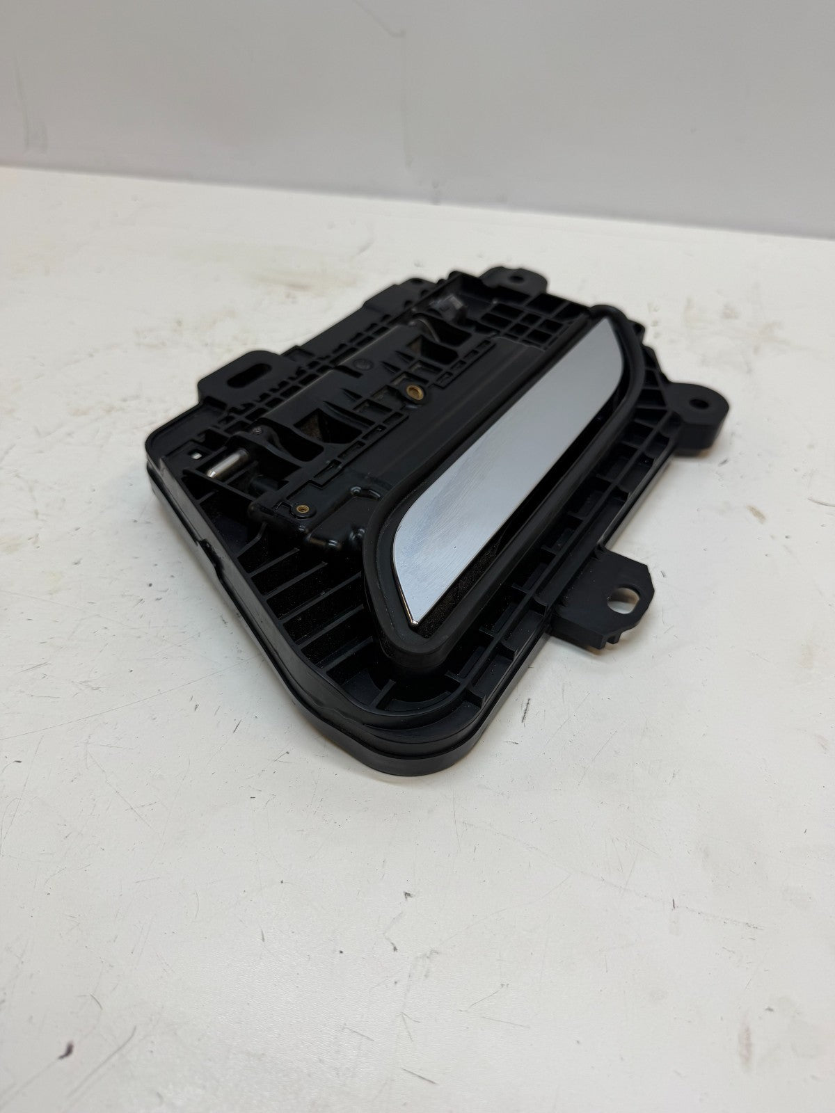 2016-2020 Tesla Model S Rear Left Driver Side Exterior Door Handle 1100299-00-A