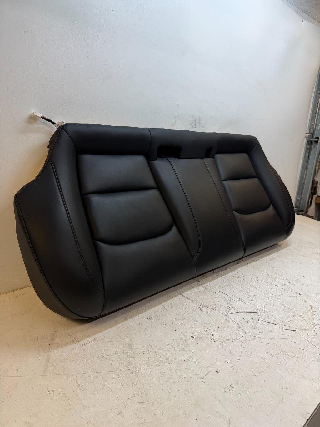 2017-2023 TESLA MODEL 3 REAR LOWER BOTTOM SEAT CUSHION BLACK 1452685-00-B