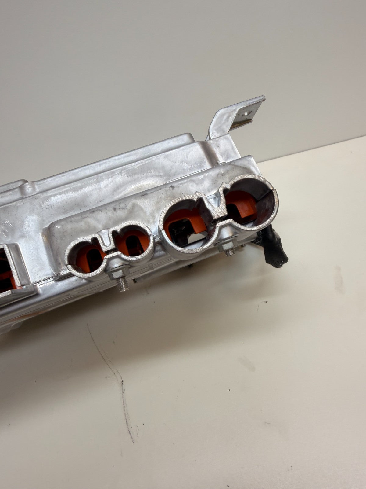 2012-15 Tesla Model S 1-Phase High Voltage Junction Box Dual Motor 1048680-00-A