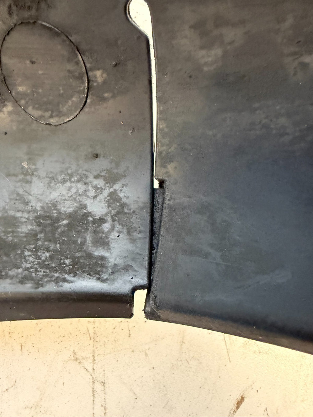 2017-2023 Tesla Model 3 Front Left Wheel Arch Liner Fender Shield 1081581-00-D