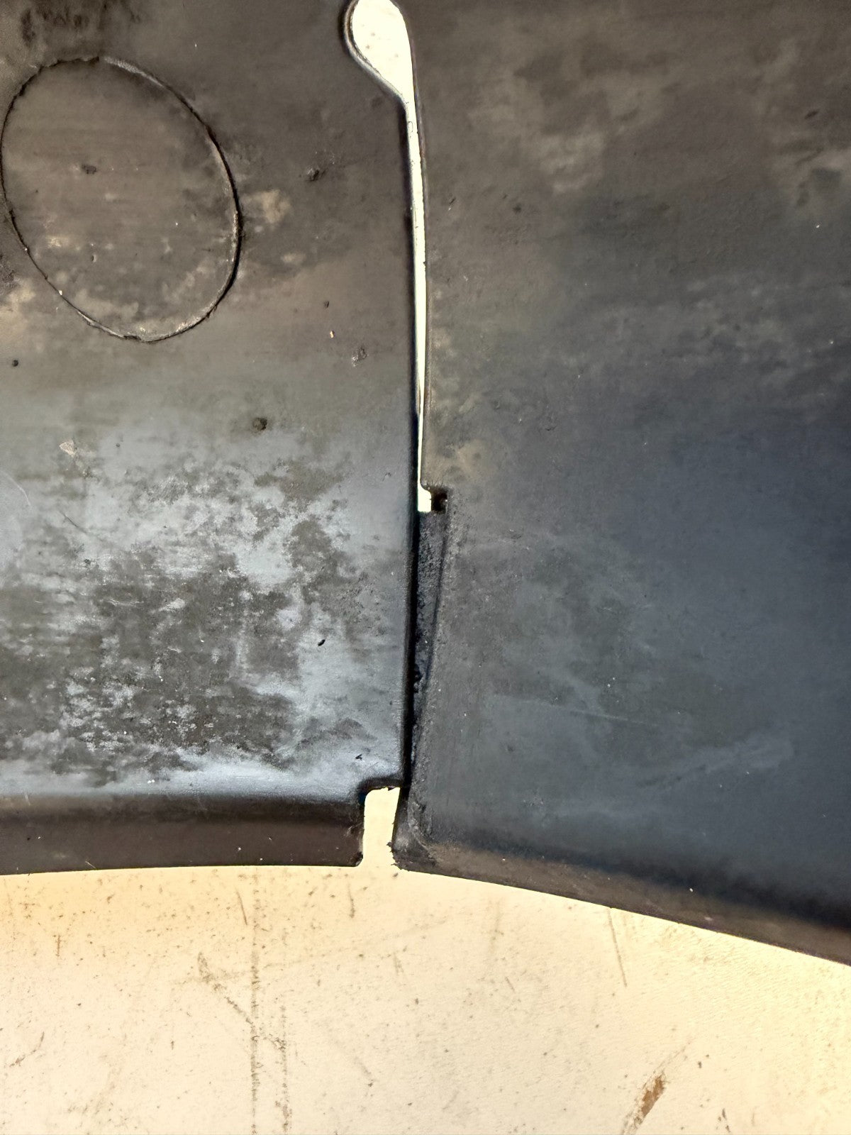 2017-2023 Tesla Model 3 Front Left Wheel Arch Liner Fender Shield 1081581-00-D