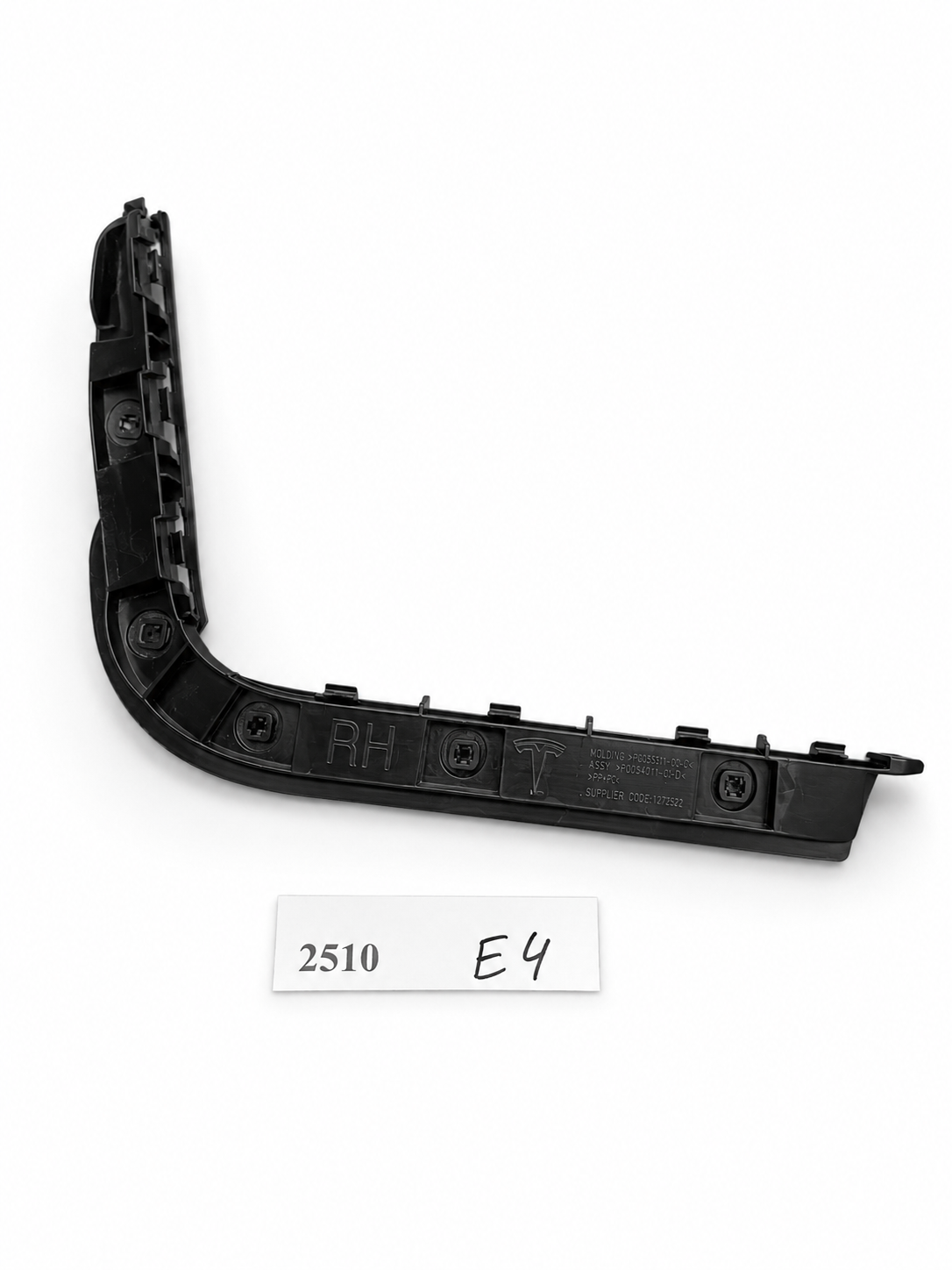 17-23 Model 3 Rear Right Bumper Lower Support Retainer Wing Bracket 1083991-00-I