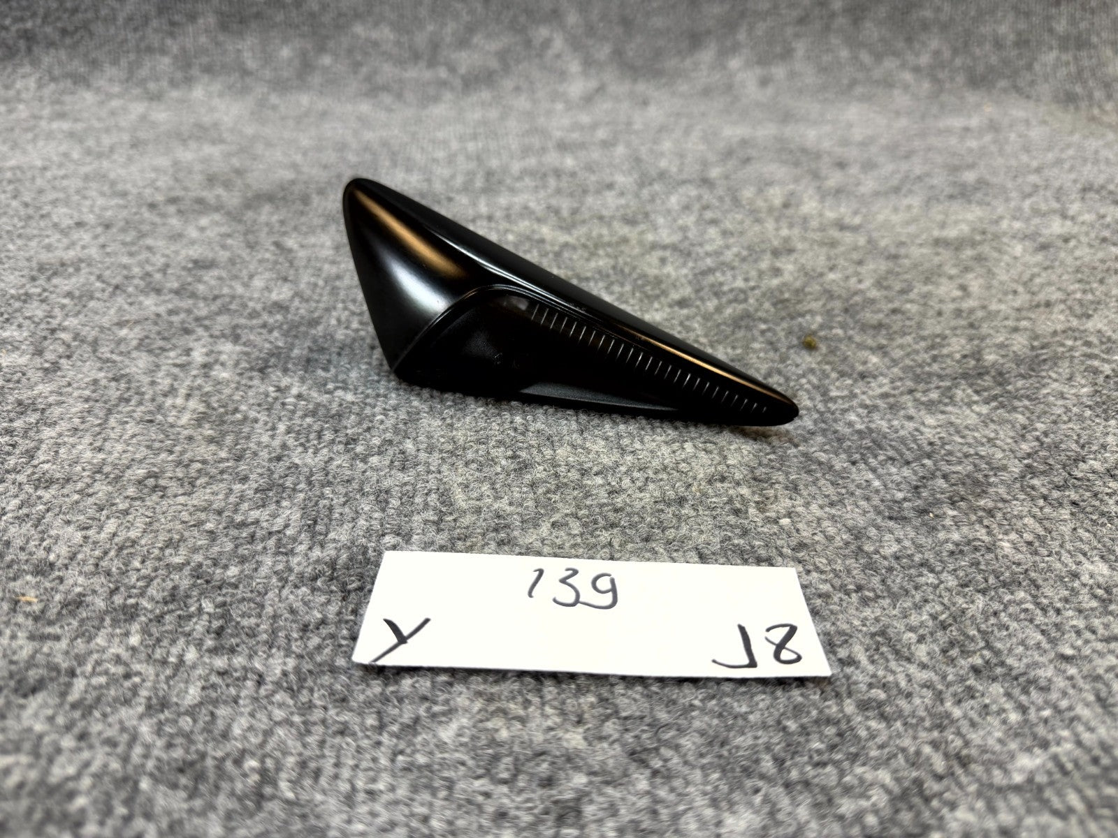 2017-2023 TESLA MODEL Y/3 FRONT LEFT FENDER TURN SIGNAL CAMERA OEM, 1495864-20-D
