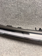 2025 2026 TESLA MODEL Y JUNIPER CENTER TAILLIGHT OEM LIFT GATE LED 2038294-00-C