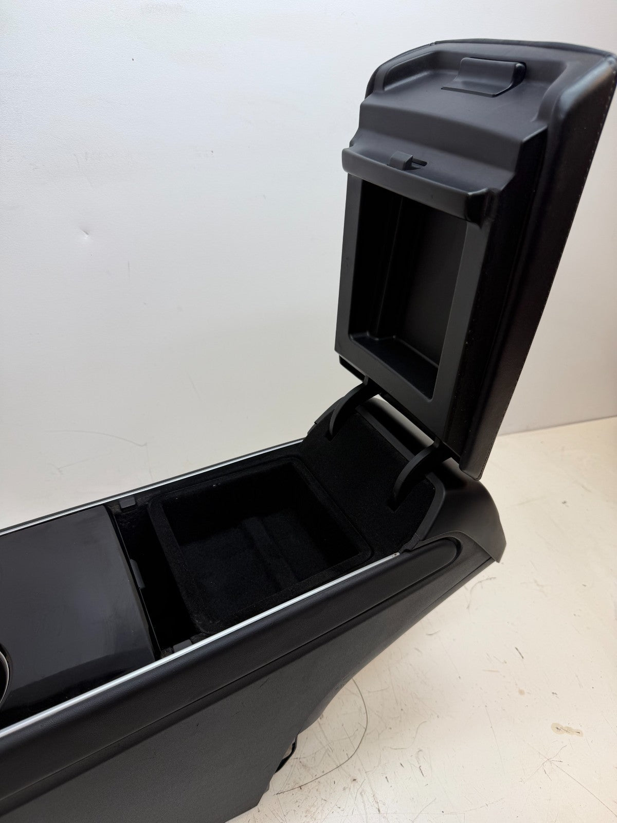 2020-2023 Tesla Model 3 Y Center Console Armrest Storage Assembly 1087900-72-C