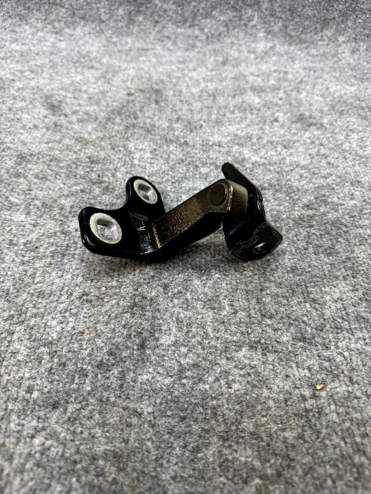 2020 - 2024 TESLA MODEL Y REAR LEFT SIDE DOOR HINGE OEM, 1626078-00-C
