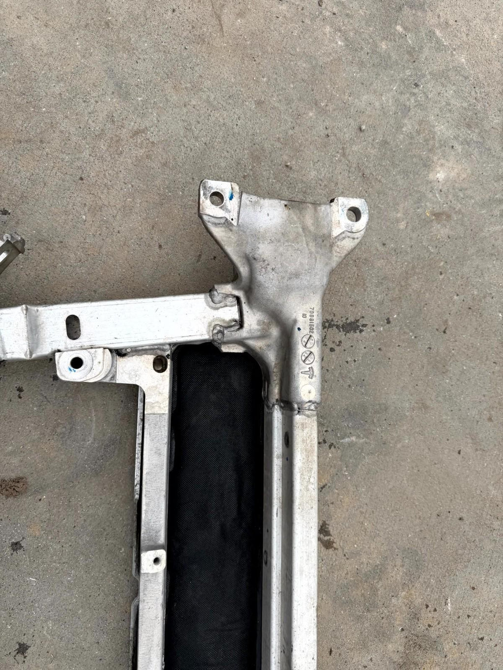 16-20 Tesla Model X Front Suspension Subframe Crossmember ASSY OEM, 1027516-00-E