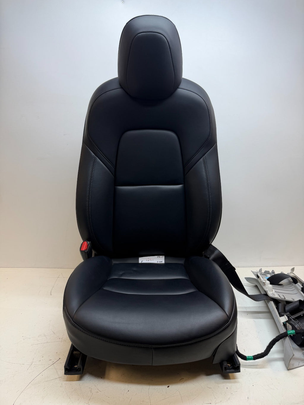2017-2023 Tesla Model Y Front Left Complete Seat Black 1456942-00-E