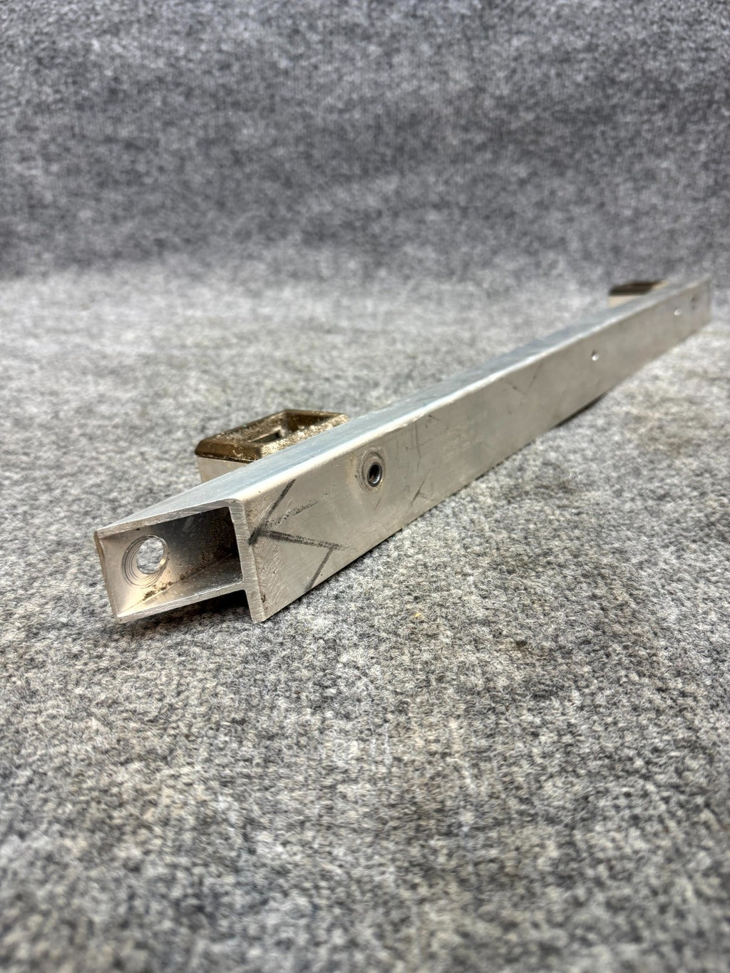 2017-2023 TESLA MODEL 3 FRONT TRUNK FRUNK REINFORCEMENT BRACKET OEM 1104777-00-A
