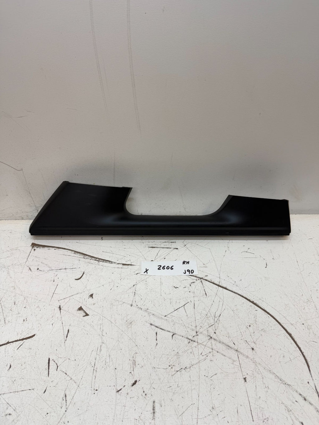 2016-2020 Tesla Model X Front Right Pass Seat Outer Lower Trim Panel Cover Oem