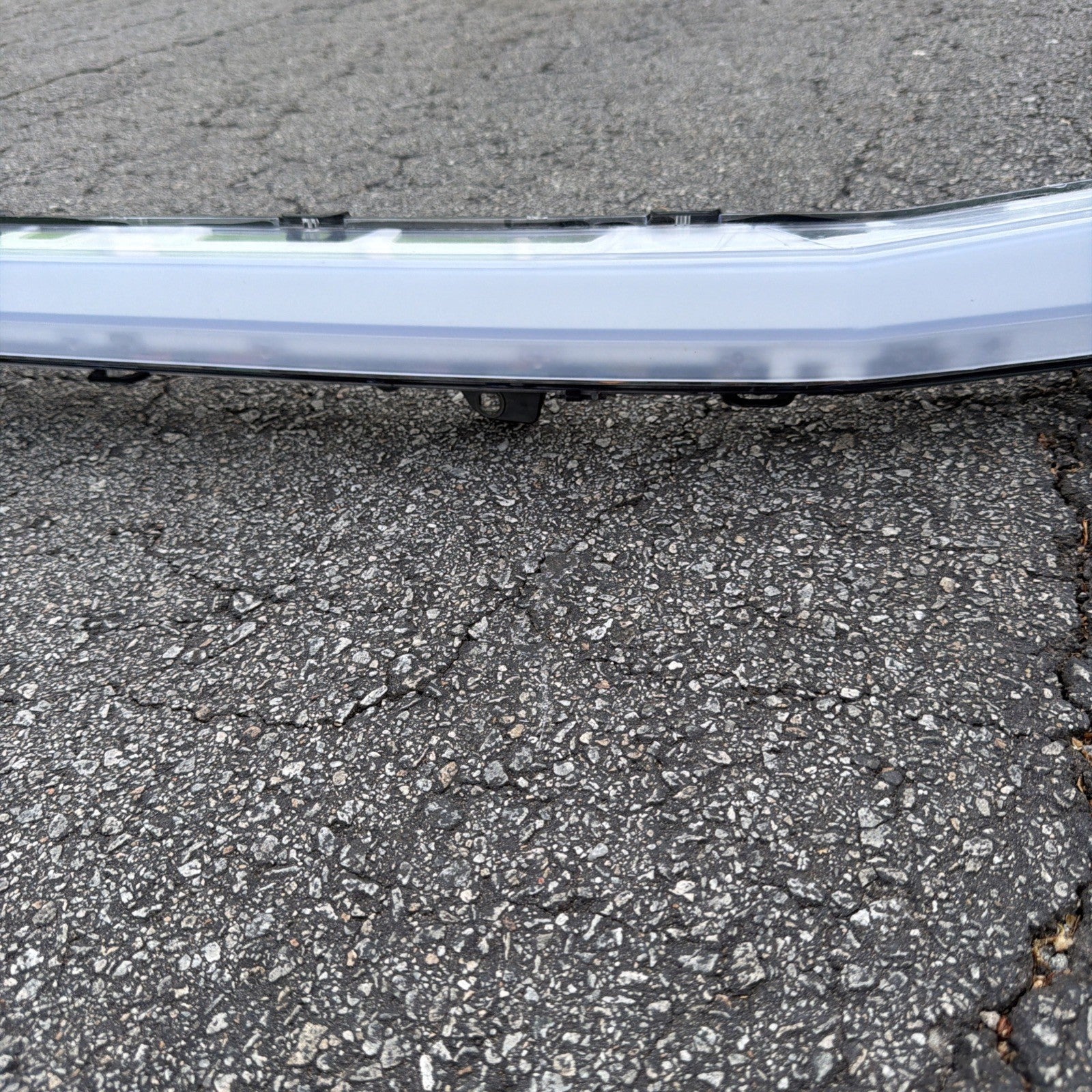 2024-2026 Tesla Cybertruck Front LightBar 1806407-00-D OEM
