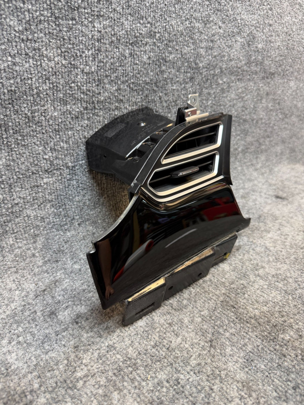 2012-2020 Tesla Model S Front Left Dashboard A/C Air Vent Outlet 1007831-00-B
