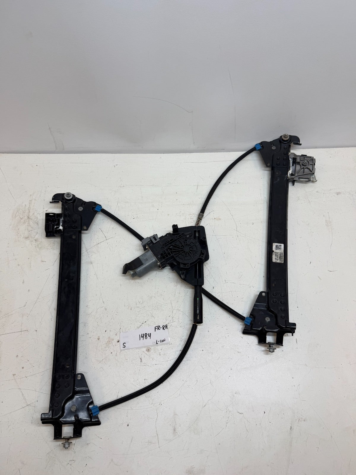 12-20 Tesla Model S Front Right Door Window Regulator & Motor 6006651-00-G
