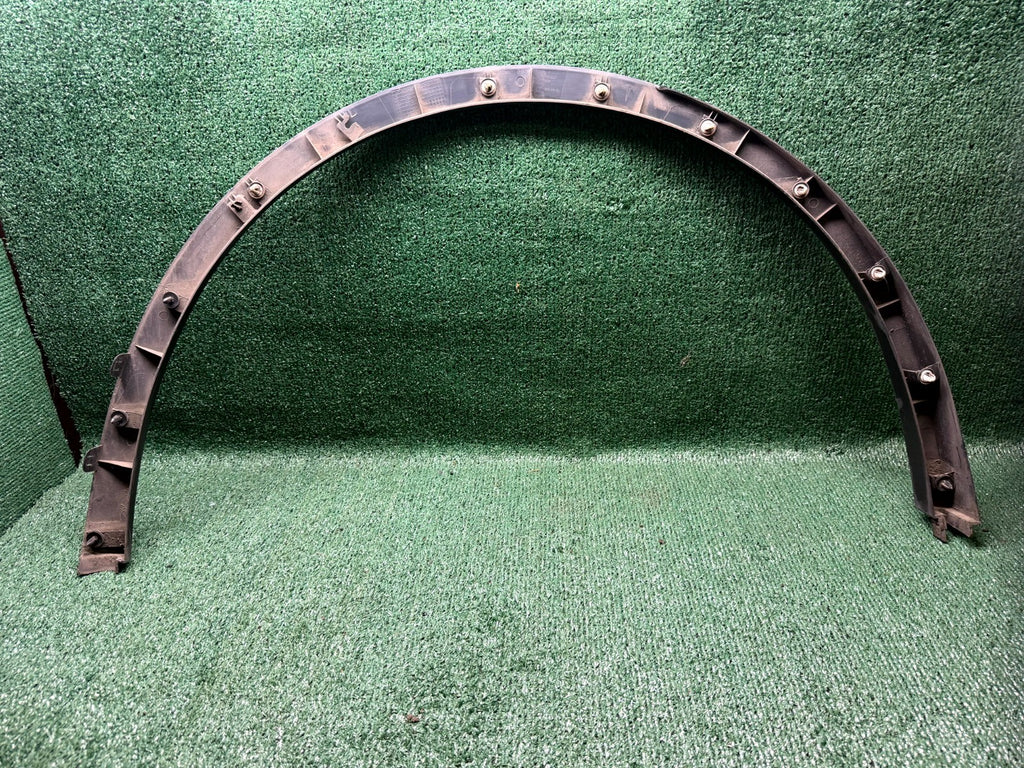 ♦️2020 - 2024 TESLA MODEL Y REAR LEFT SIDE WHEEL FLARE GARNISH OEM, 1494163-00-B