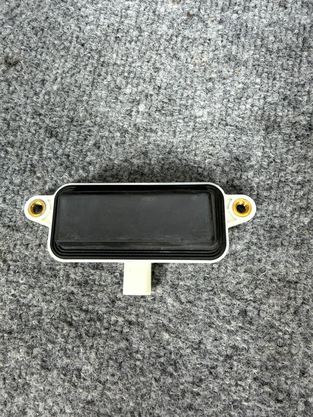 16-20 Tesla Model X Rear Tailgate Release Handle Opener Switch OEM, 1055631-00-B