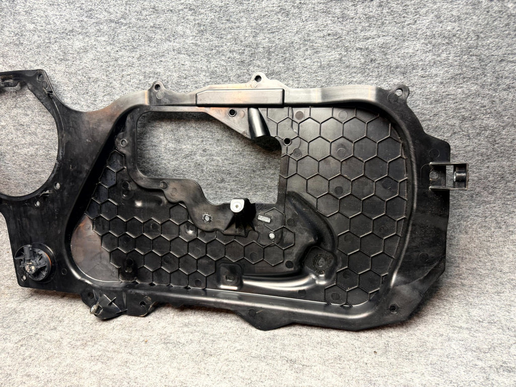 ♦️2017-2023 TESLA MODEL 3 FRONT LEFT DOOR INNER CLOSEOUT PANEL OEM, 1092146-00-D