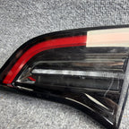 OEM 2020 - 2024 Tesla Model Y Right Inner 4 Pin Tail Light Lamp 1502089-00-B