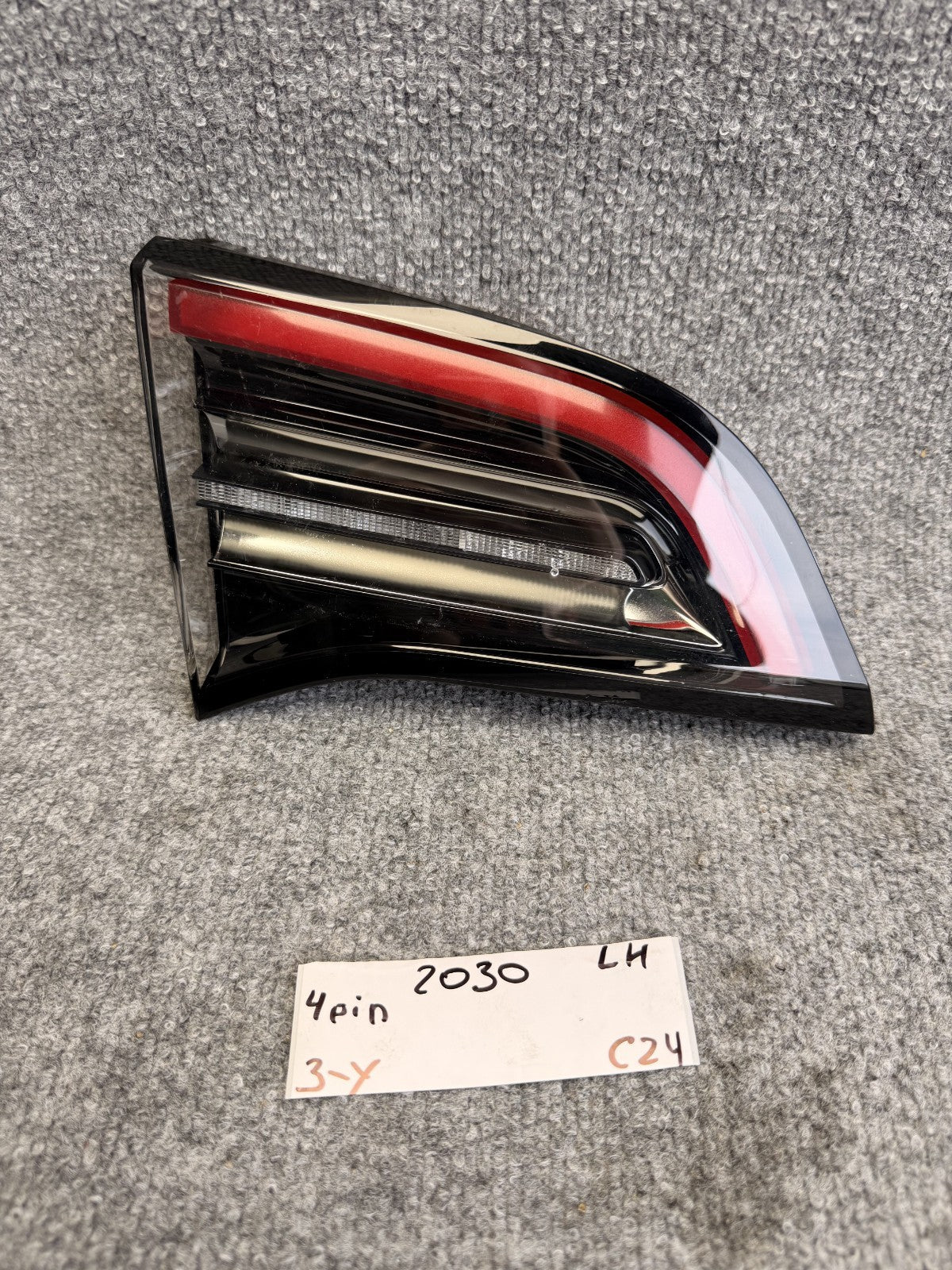 2017-2024 TESLA MODEL 3 Y REAR LEFT SIDE INNER TRUNK TAIL LIGHT OEM 1502088-00-B