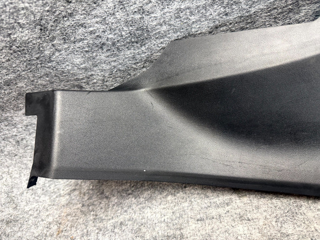 ♦️17–23 TESLA MODEL 3 REAR RIGHT SIDE DOOR SILL SCUFF PLATE OEM, 1086312-00-F
