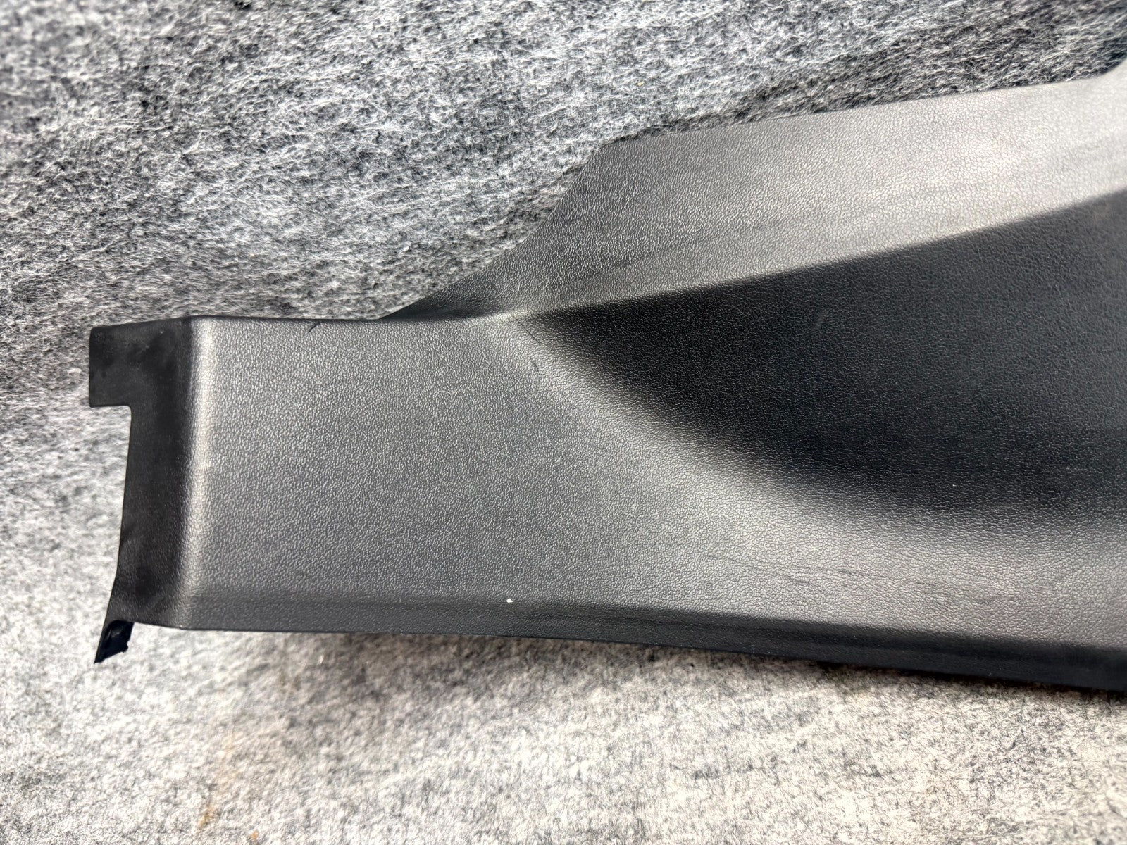 ♦️17–23 TESLA MODEL 3 REAR RIGHT SIDE DOOR SILL SCUFF PLATE OEM, 1086312-00-F