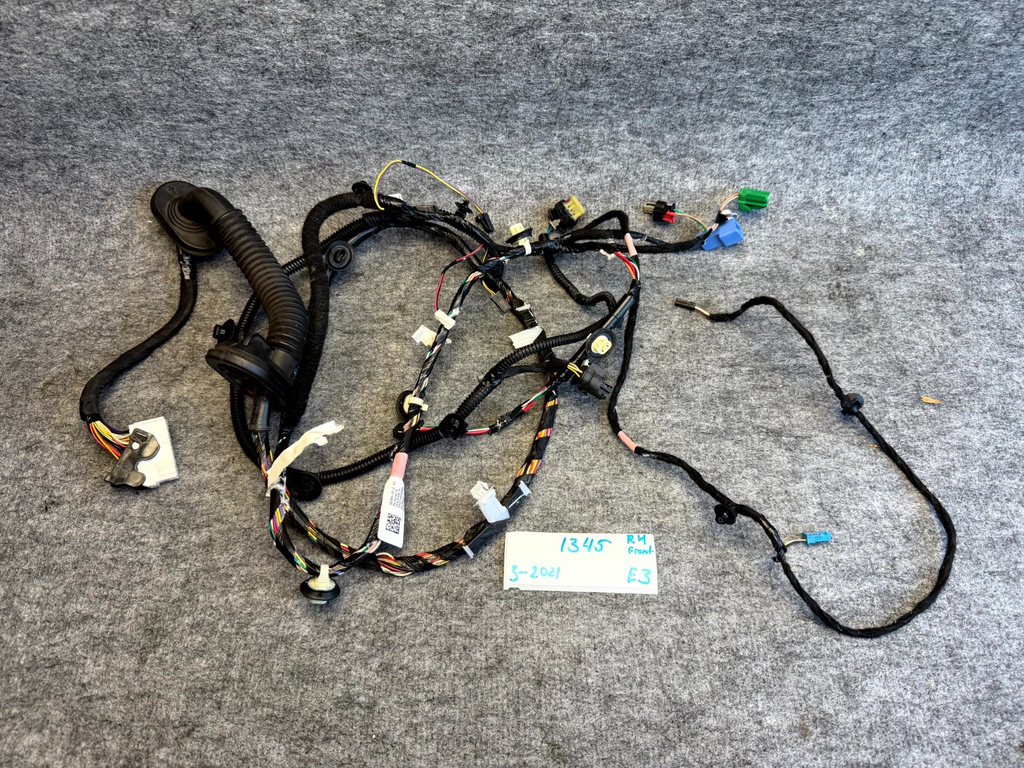 ♦️2017 – 2023 TESLA MODEL 3 FRONT RIGHT SIDE DOOR WIRE HARNESS OEM, 3067963-00-C