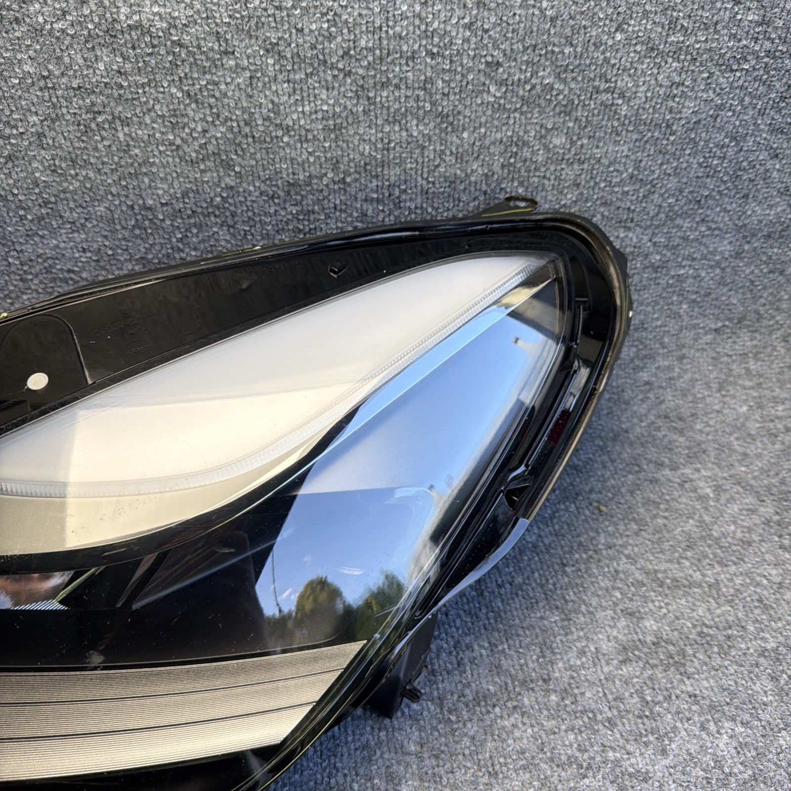21-23 Tesla Model 3 Y Left Side Headlight Matrix OEM 1514952-00-D