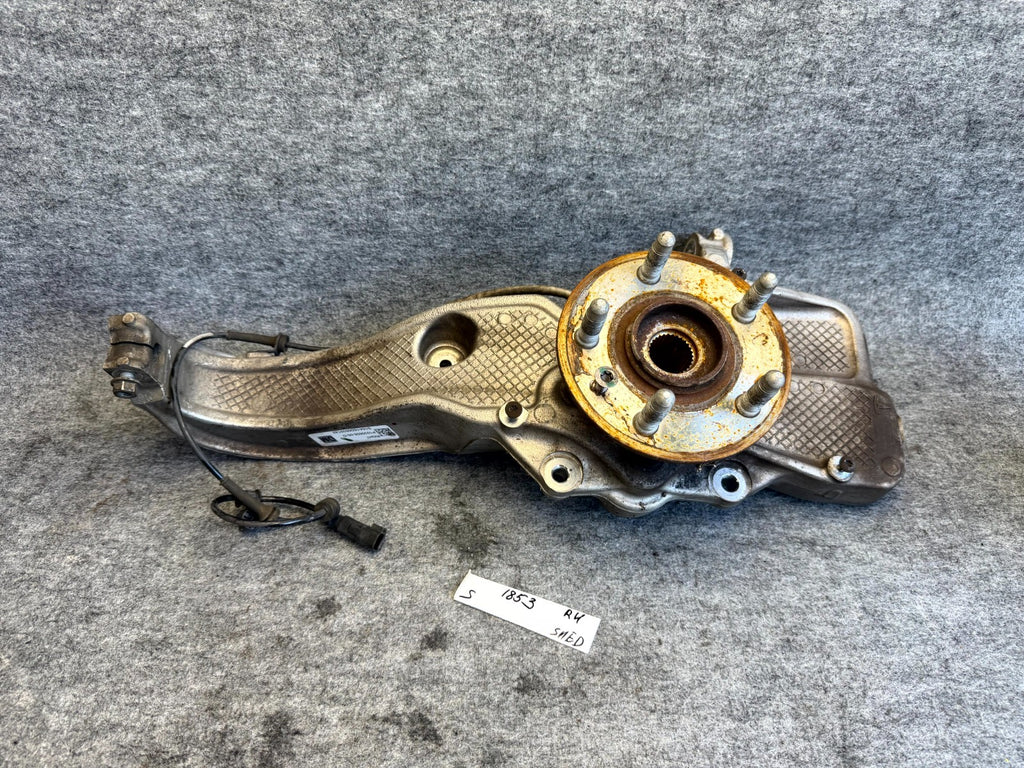 ♦️2012 - 2020 TESLA MODEL S FRONT RIGHT SIDE KNUCKLE WHEEL HUB OEM, 1030606-00-D
