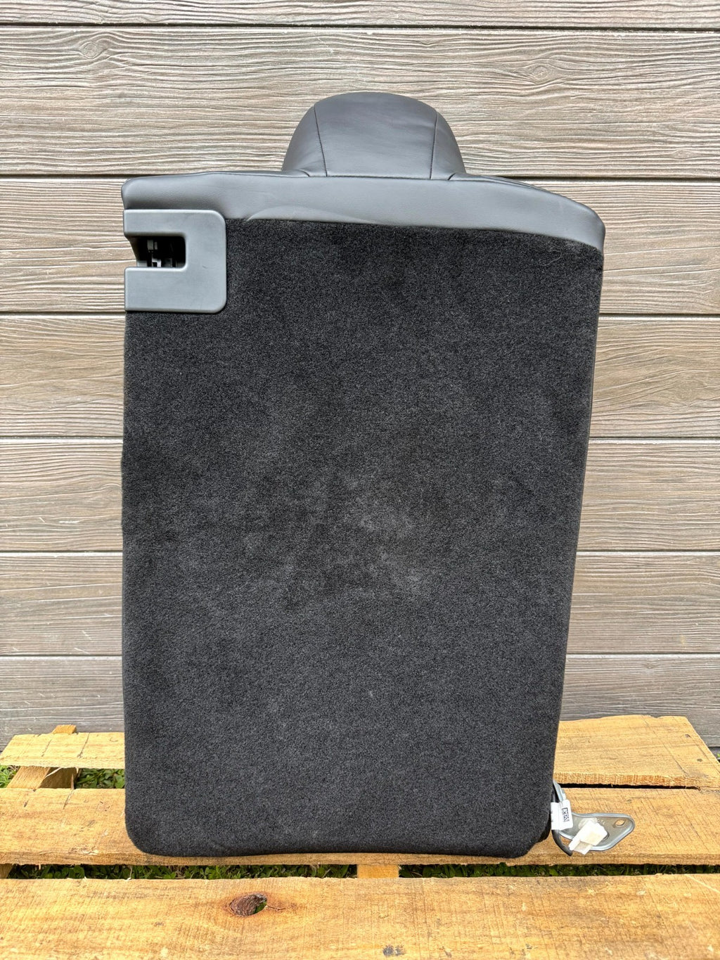 2020-2024 TESLA MODEL Y REAR RIGHT UPPER 2ND ROW SEAT CUSHION OEM, 1452806-00-C