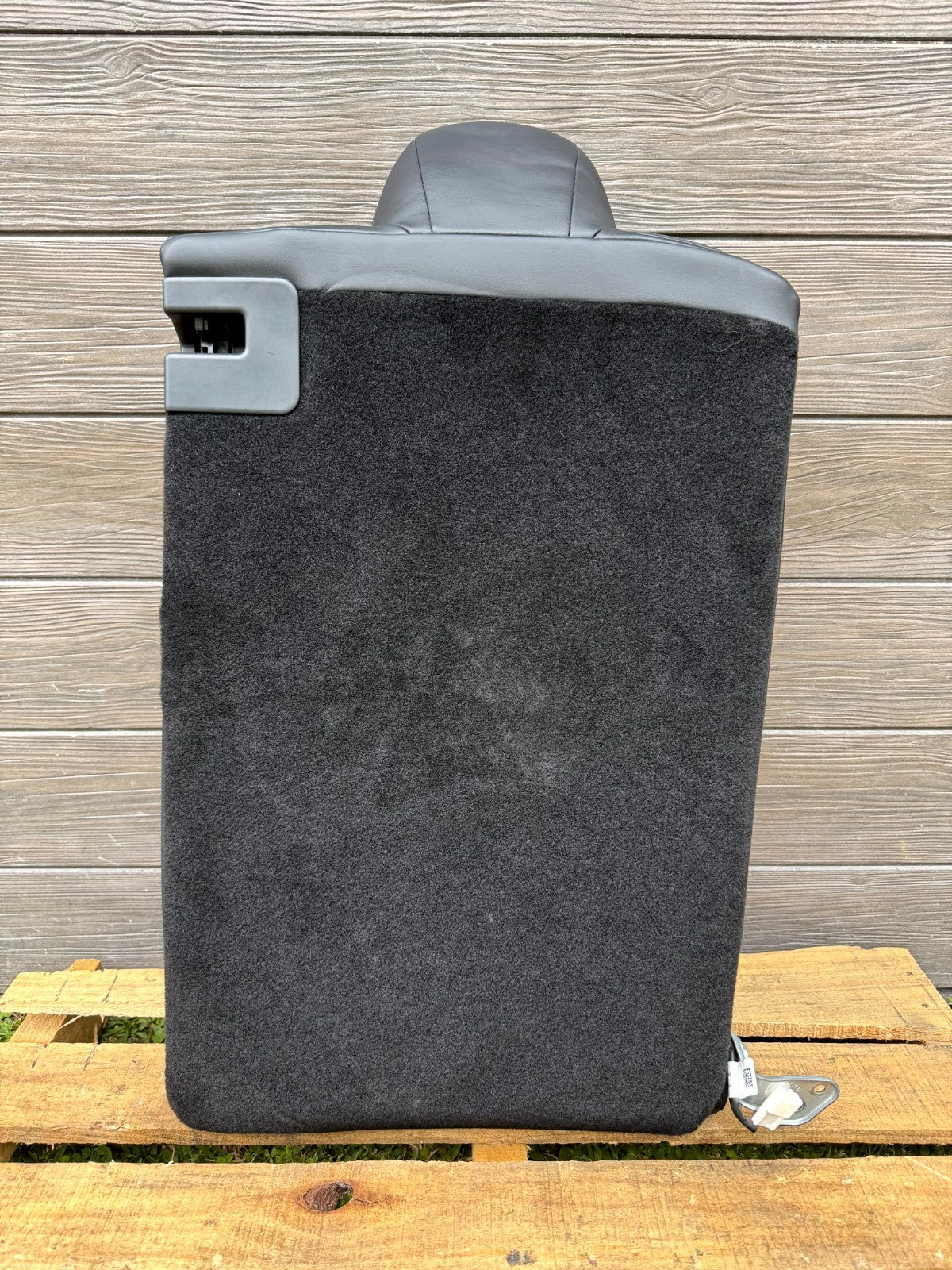 2020-2024 TESLA MODEL Y REAR RIGHT UPPER 2ND ROW SEAT CUSHION OEM, 1452806-00-C