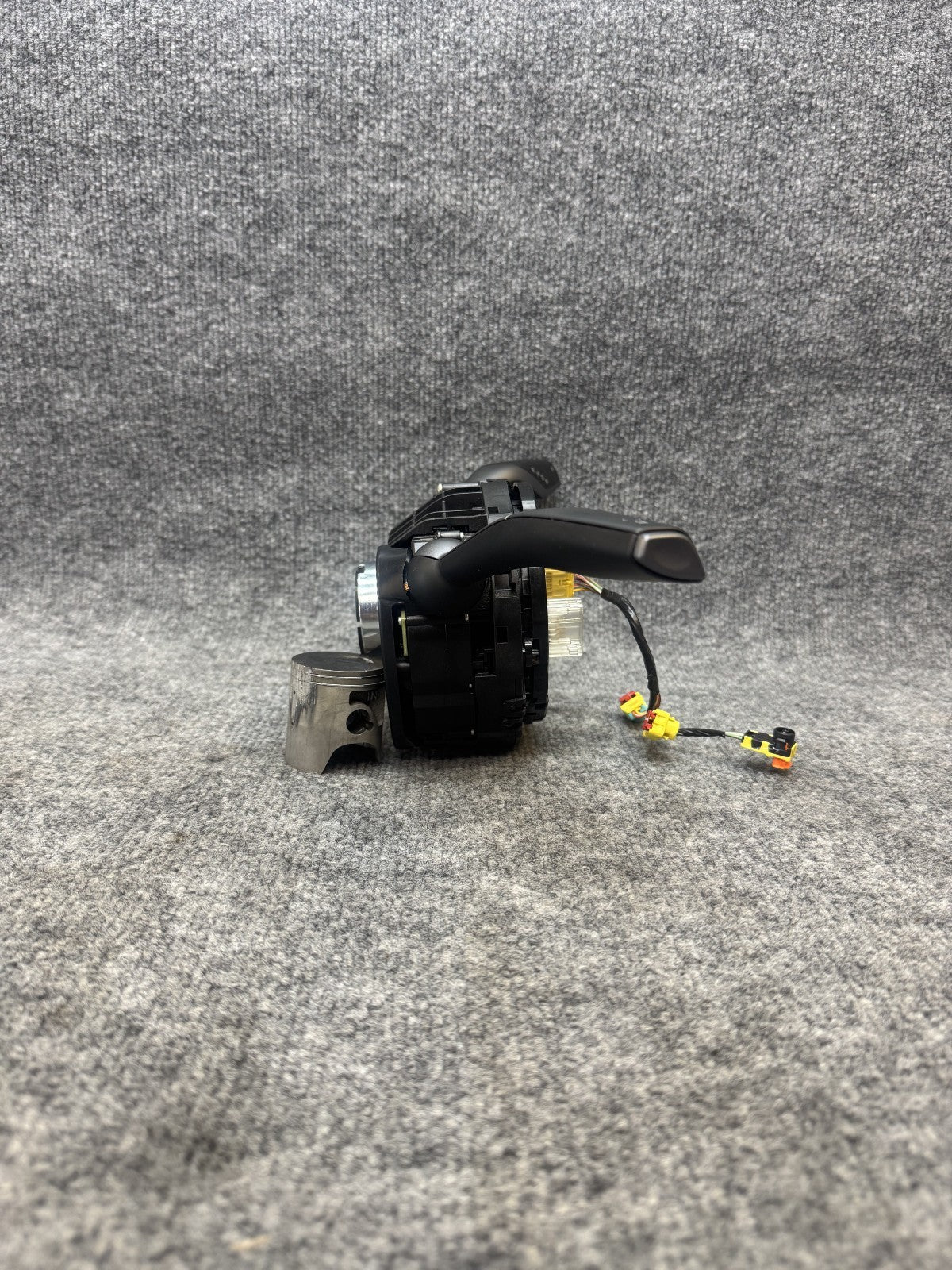 2020-2024 TESLA MODEL Y STEERING COLUMN COMBO SWITCH ASSEMBLY OEM, 1097662-00-Q