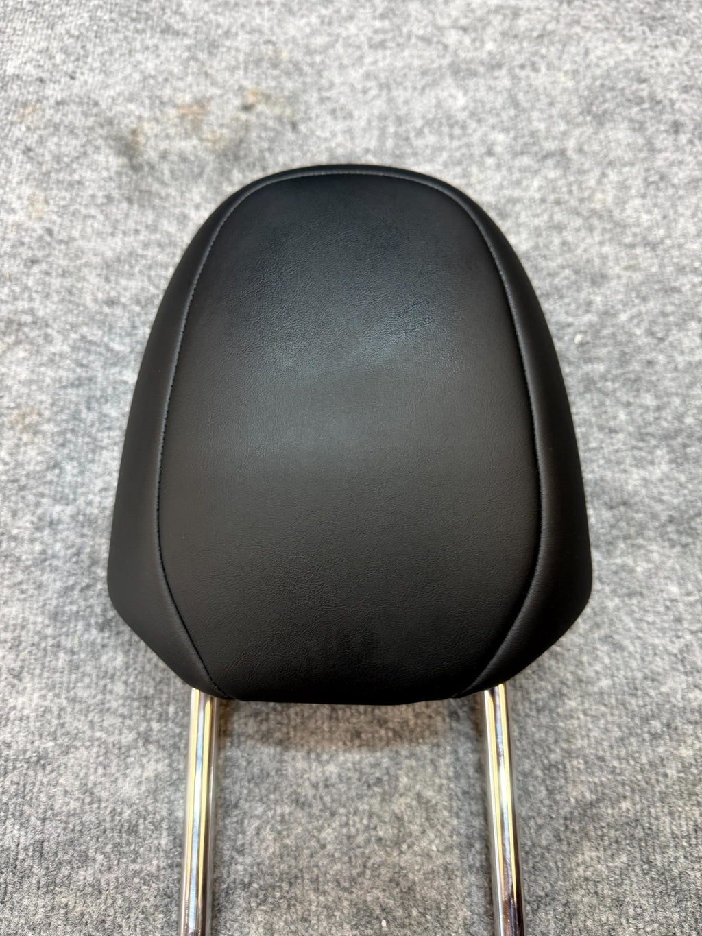 2017 - 2023 TESLA MODEL Y/3 FRONT RIGHT OR LEFT HEADREST BLACK OEM, 1623801-00-B