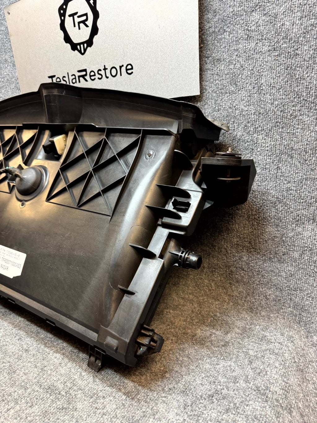 2017-2023 TESLA MODEL 3 RADIATOR COOLING FAN SHROUD & SHUTTER OEM, 1103545-00-B